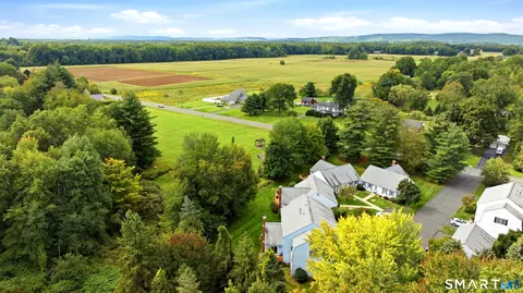 View/Area - 4 Oxford Dr #4, Suffield, CT 06078 photo 5 of 5