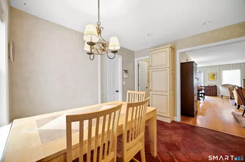 Dining - 4 Oxford Dr #4, Suffield, CT 06078 photo 2 of 2