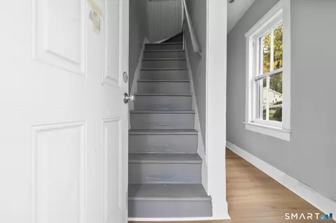 Entry Way - 101 Culvert St, Torrington, CT 06790 photo 4 of 4