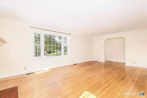 Living - 70 Benedict Ave, Fairfield, CT 06825 photo 3 of 4
