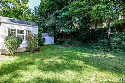 Exterior - 70 Benedict Ave, Fairfield, CT 06825 photo 7 of 9