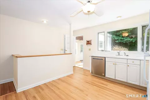Kitchen - 70 Benedict Ave, Fairfield, CT 06825 photo 4 of 4