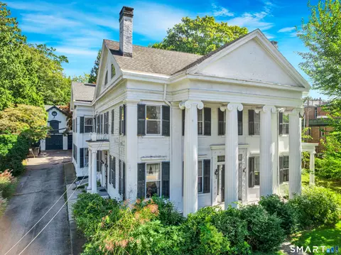157 Washington St, Norwich, CT 06360