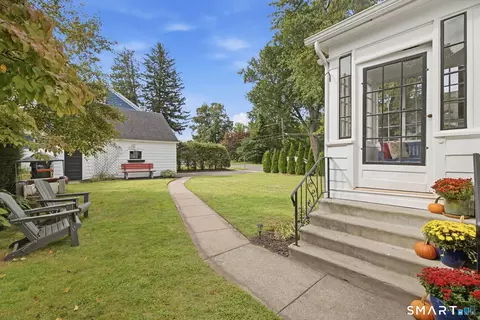 Exterior - 33 State St, Wethersfield, CT 06109 photo 12 of 12