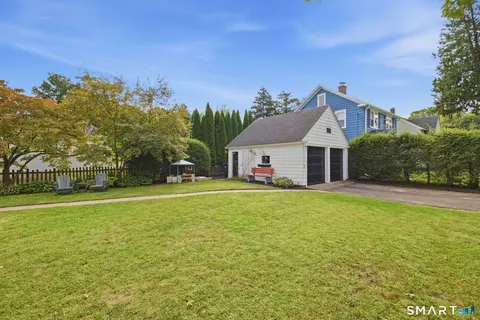 Exterior - 33 State St, Wethersfield, CT 06109 photo 11 of 12