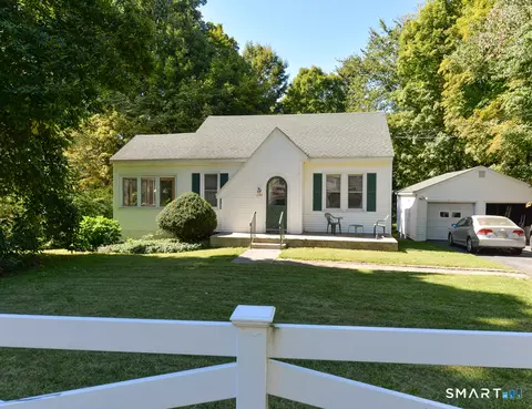 236 E Waterbury Rd, Naugatuck, CT 06770