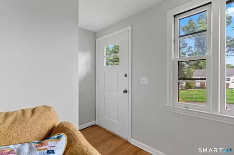 Entry Way - 173 Timber Trl, Wethersfield, CT 06109 photo 1 of 1