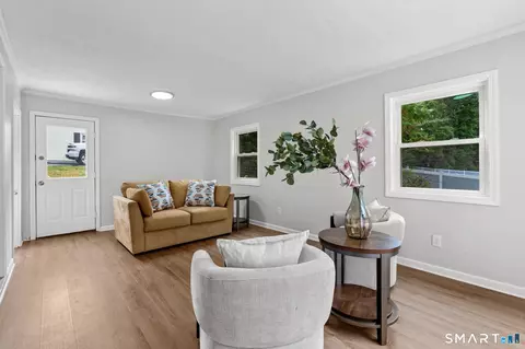 Living - 173 Timber Trl, Wethersfield, CT 06109 photo 3 of 5