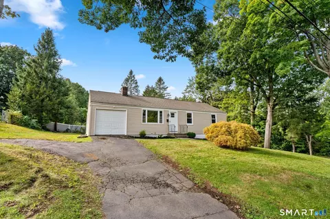 Exterior - 173 Timber Trl, Wethersfield, CT 06109 photo 6 of 7
