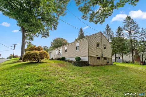 Exterior - 173 Timber Trl, Wethersfield, CT 06109 photo 7 of 7