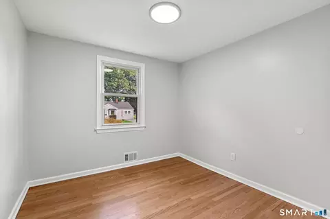 Bedroom - 173 Timber Trl, Wethersfield, CT 06109 photo 3 of 6