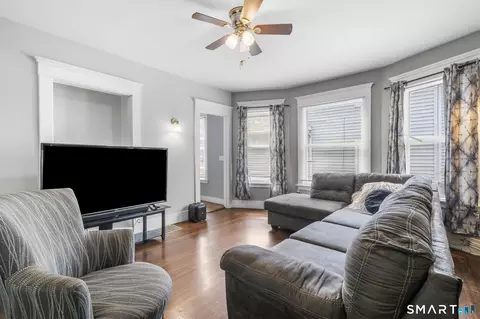Living - 135-137 Pendleton St, New Haven, CT 06511 photo 1 of 3