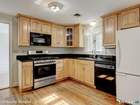Kitchen - 17 Warner Rd, Berlin, CT 06037 photo 2 of 4