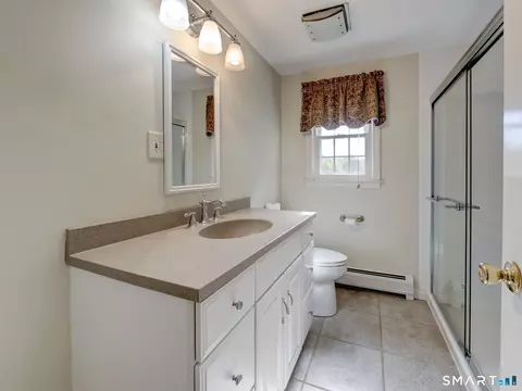 Bath - 17 Warner Rd, Berlin, CT 06037 photo 1 of 2
