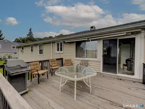 Exterior - 17 Warner Rd, Berlin, CT 06037 photo 6 of 9