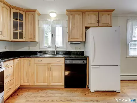 Kitchen - 17 Warner Rd, Berlin, CT 06037 photo 3 of 4