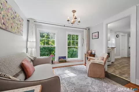 Living - 25 Munger Ln, Bethlehem, CT 06751 photo 1 of 3