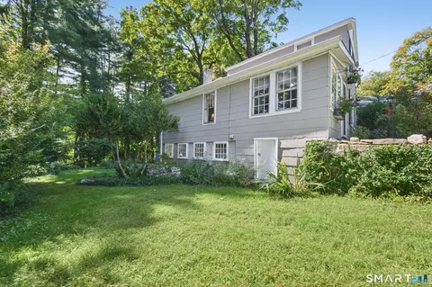 Exterior - 25 Munger Ln, Bethlehem, CT 06751 photo 4 of 9