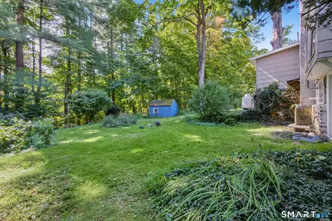 Exterior - 25 Munger Ln, Bethlehem, CT 06751 photo 6 of 9