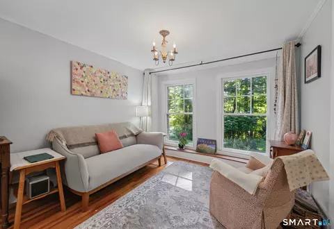Living - 25 Munger Ln, Bethlehem, CT 06751 photo 2 of 3