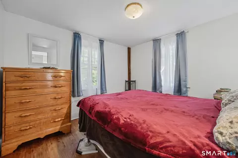 Bedroom - 25 Munger Ln, Bethlehem, CT 06751 photo 1 of 4