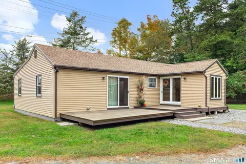 150 Paper Mill Rd, Lisbon, CT 06351