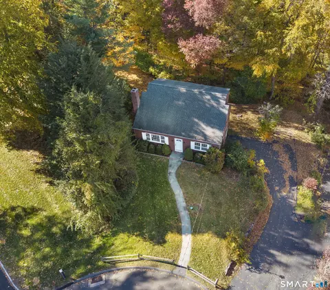 View/Area - 22 Ramapoo Hill Rd, Ridgefield, CT 06877 photo 2 of 4