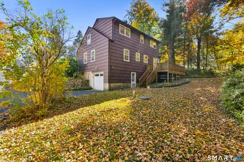 Exterior - 22 Ramapoo Hill Rd, Ridgefield, CT 06877 photo 3 of 4
