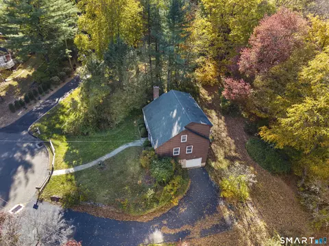 View/Area - 22 Ramapoo Hill Rd, Ridgefield, CT 06877 photo 1 of 4