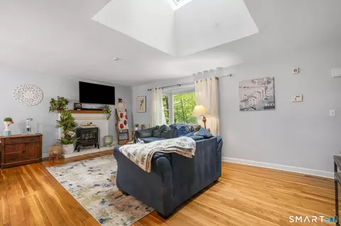 Living - 85 Brooksvale Ave, Hamden, CT 06518 photo 1 of 5