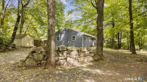Exterior - 85 Brooksvale Ave, Hamden, CT 06518 photo 3 of 5