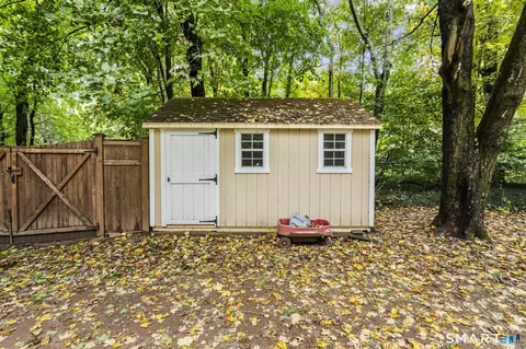 Exterior - 85 Brooksvale Ave, Hamden, CT 06518 photo 4 of 5