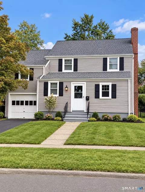 36 Sultan St, Stratford, CT 06614