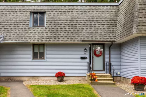 36 Northampton Ln #36, Plainville, CT 06062
