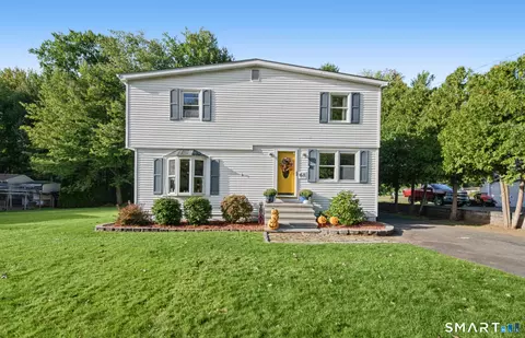 68 Evergreen Rd, Cromwell, CT 06416