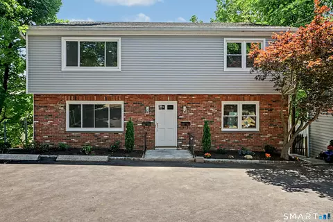 80 Coolidge Ave, Stamford, CT 06906