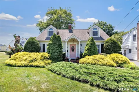 259 Pauline St, Stratford, CT 06615