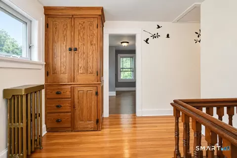 Entry Way - 173 Gilbert Ave, Winchester, CT 06098 photo 2 of 3