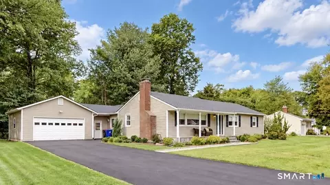 22 Oriole Dr, Norwalk, CT 06851