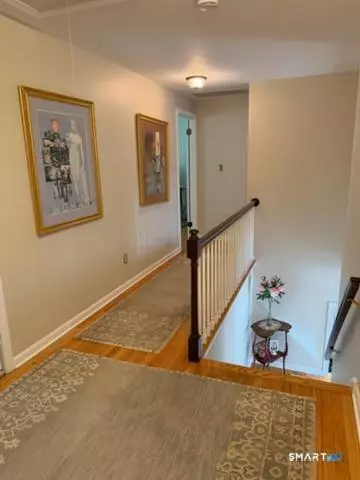 Entry Way - 100 Rolling Ridge Rd, Hamden, CT 06518 photo 2 of 2