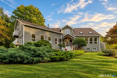 12 Loormann Ln, Gaylordsville, CT 06755