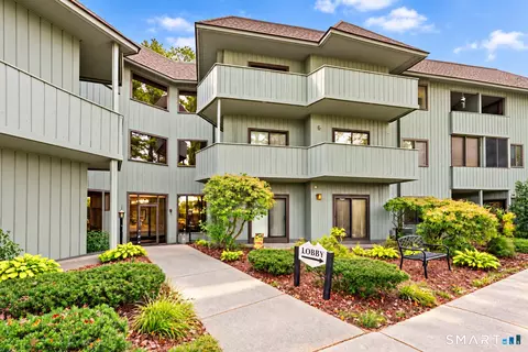 1 Hickory Hl #1, Southington, CT 06489