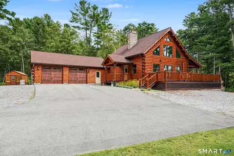 6 Pine Valley Dr, Voluntown, CT 06384