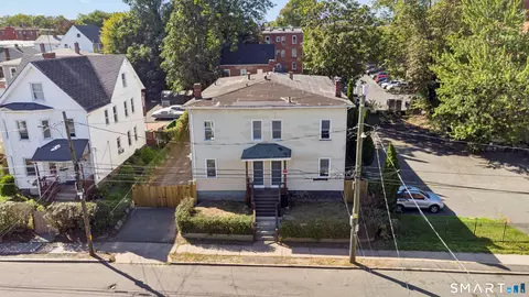 47-49 Putnam St, Hartford, CT 06106