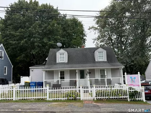 92 Pearl Lake Rd, Waterbury, CT 06706