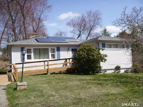 48 Coach Dr, Wolcott, CT 06716