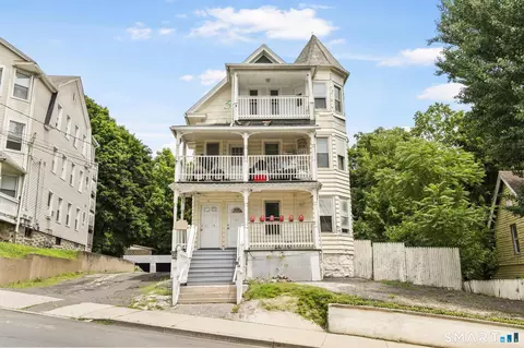 96 Hill St, Waterbury, CT 06704