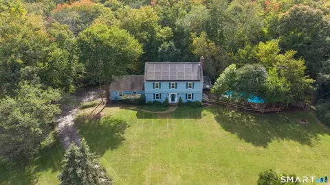 27 Danvers Rd, New Milford, CT 06776