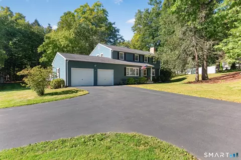24 Valley View Dr, Weatogue, CT 06089
