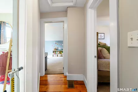 Entry Way - 23 Phillips St, Plainfield, CT 06374 photo 3 of 3